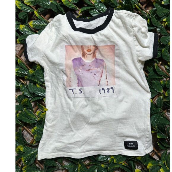 Taylor Swift The 1989 World Tour Cropped T Shirt Size Medium - Picture 1 of 6